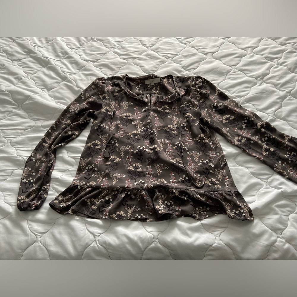Grey floral blouse with slight peplum
